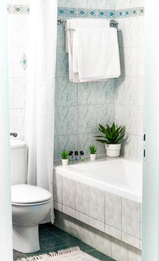 Pure Naxos - Central Complete Apartment Naxos City Bagian luar foto