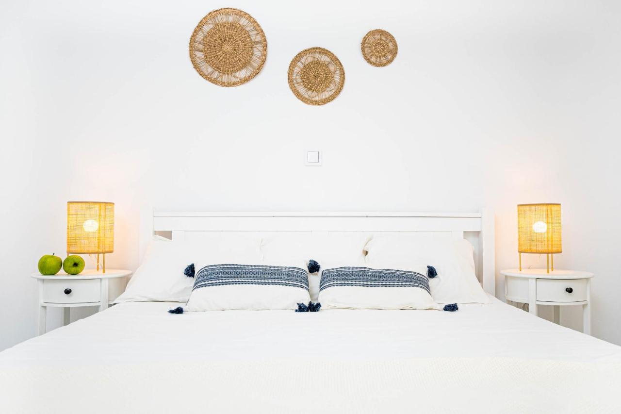 Pure Naxos - Central Complete Apartment Naxos City Bagian luar foto