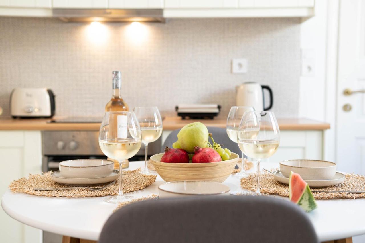 Pure Naxos - Central Complete Apartment Naxos City Bagian luar foto