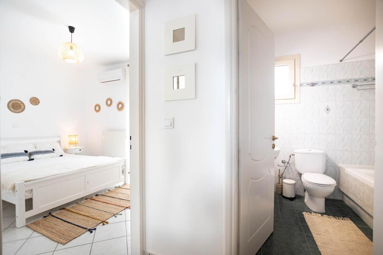 Pure Naxos - Central Complete Apartment Naxos City Bagian luar foto
